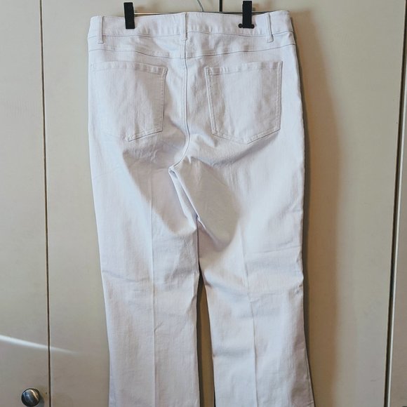 CAbi jeans | White Trouser 5880 Long - Picture 3 of 6